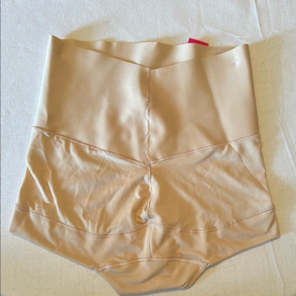 Maidenform Tan Shapewear High-Waisted Briefs - Picture 2 of 5